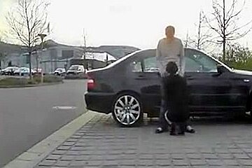Outdoor Sexy Fist & Blow Job