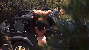 Outdoor sex with my GF while in Rome at the highway