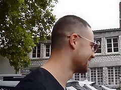 Petite Escapade Shopping Et On Finit Avec Un Gros Orgasme De Monsieur !!