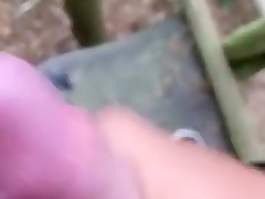 Pissing & jerking in the forest