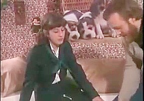 Pretty Vintage teen 18+ Enjoys A Threesome !
