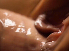 Pussy Fucking And Tight Warm Creampie In Great Detail
