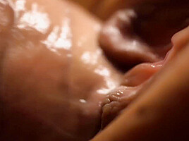Pussy Fucking And Tight Warm Creampie In Great Detail