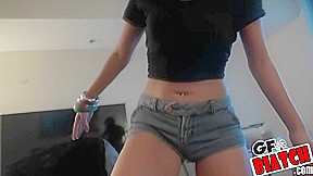 Pussy got stroked until jizz blasted over her tits
