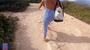 RISKY BLOWJOB IN THE BEACH PARKING - MAGICMINTCOUPLE
