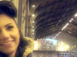 Real amateur Eurobabe Caprice pounded in exchange for money