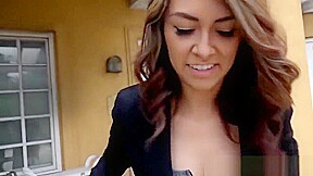 Realestate Agent blows unhappy Client