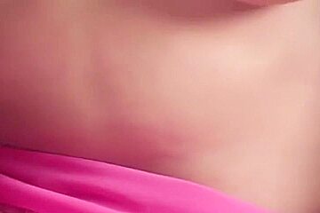 Rikki Lee In Solo Romantic Indian Saree Video