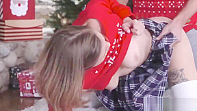 Riley Mae bangs her stepbro at xmas