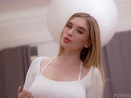 Russian Courtesan Experienced Anal Pleasure With A Client