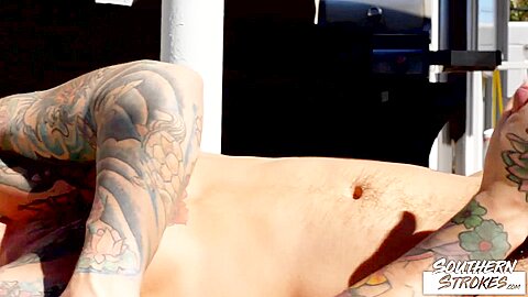 SOUTHERNSTROKES Tattooed Jock Seth Knight Masturbates Solo