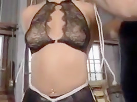 Sahyre in bondage