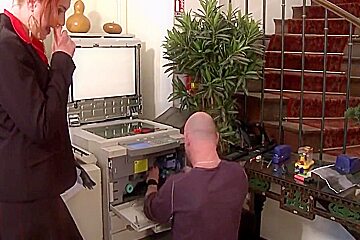 Secretaire Enculee Par Homme Mature  18 Min - Tony Carrera