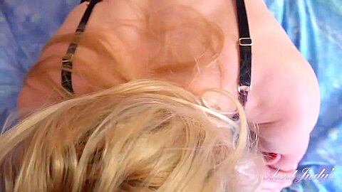 Seducing Auntie Lucinda Pov
