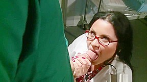 Seductive buxomy latino Step mom Sophia Lomeli in medical sex video
