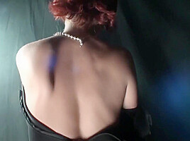 Sexy 30 Year Old Cougar Redhead Milf Gives Us A Show
