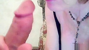 Sexy Amateur GILF Cocksucker
