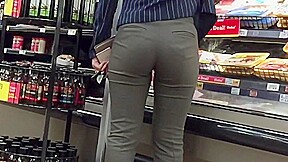Sexy Asian Ass Hottie Bends Over in Slacks