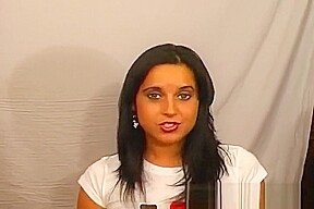 Sexy Latina gives a great rimjob