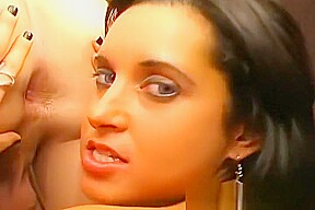 Sexy Latina gives a great rimjob