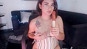 Sexy suck dildo