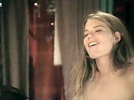 Shameless S05E03 (2015) Emma Greenwell