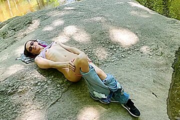 Shannon Rogue - Gets Naked In The Woods (slideshow)