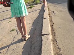 She wears too sexy dress to remain without upskirting