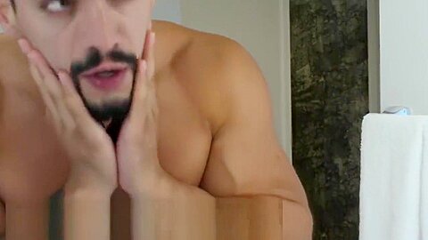ShowerBait Shower Sex With Muscle Hunk Guys