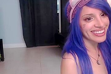 Skinny teen 18+ Blowjob A Big Cock