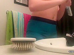 Sneaky Peeking At My Chubby Stepsiste