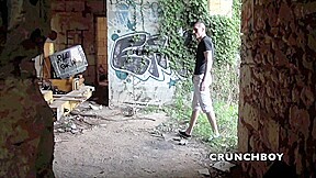 Sofian fucked by Kameron Frost outdoor - CrunchBoy