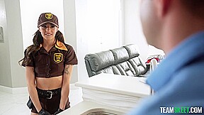 Sofie Reyez - Pie Delivery