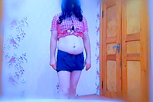 Solo Sexy Shemale At Home Privately Dressing And Getting Ready For Cam Shows