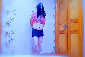 Solo Sexy Shemale At Home Privately Dressing And Getting Ready For Cam Shows