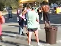 Sporty chick impressing with the candid ass in the street 04d