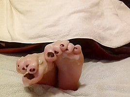 Spreading thick cum between my toes - cum on feet