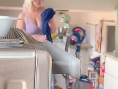 Spy On Step mom Cleaning Naked In The Kitchen