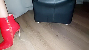 Squirting pussycat