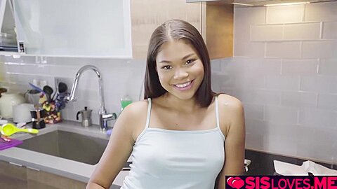 Stepbrother Peeping On His Hot Stepsister While Undress