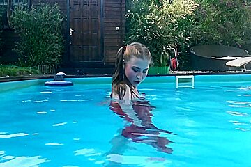 Straight Hair Marfa Super Russian Beauty Underwater