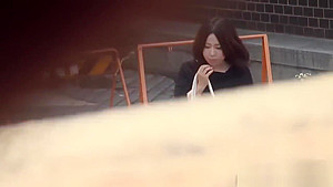 Strange asian pee street