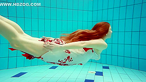 Stripping Naked Babe Marketa With Hairy Twat In The Pool