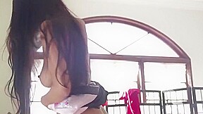 Sugar breasty oriental Sharon Lee is asking for a facial cumshot