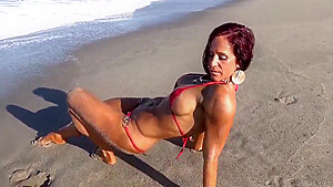Tanned And Sultry Fitness Step mom Toni Andra 3