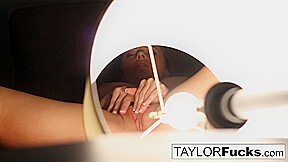 Taylor Vixen in Taylor's Hotel Room Masturbation - TaylorVixen