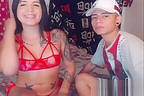 Teen 18y old shemale blows lucky boyfriend webcam