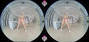 The Barby Show - Vr Queens - Vr Porn Video