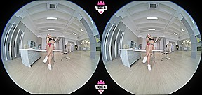 The Barby Show - Vr Queens - Vr Porn Video