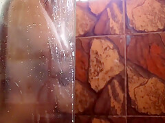 This Bath Looks Delicious With A Delicious Cumshot